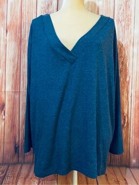 Women’s 2XL Blouse LoveUDear Blue V Neck 3/4 Sleeves Soft Stretch